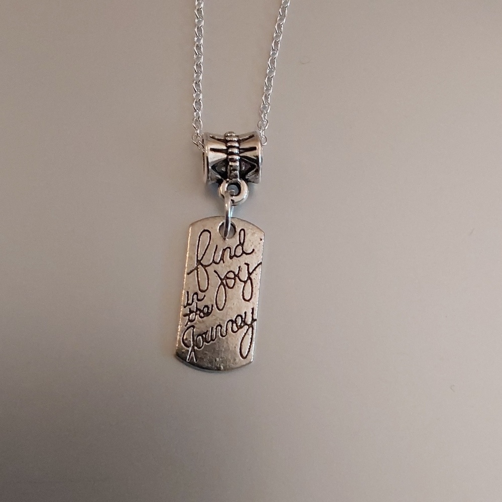 Find Joy in the Journey Necklace 20-inch Sterling 925S Chain